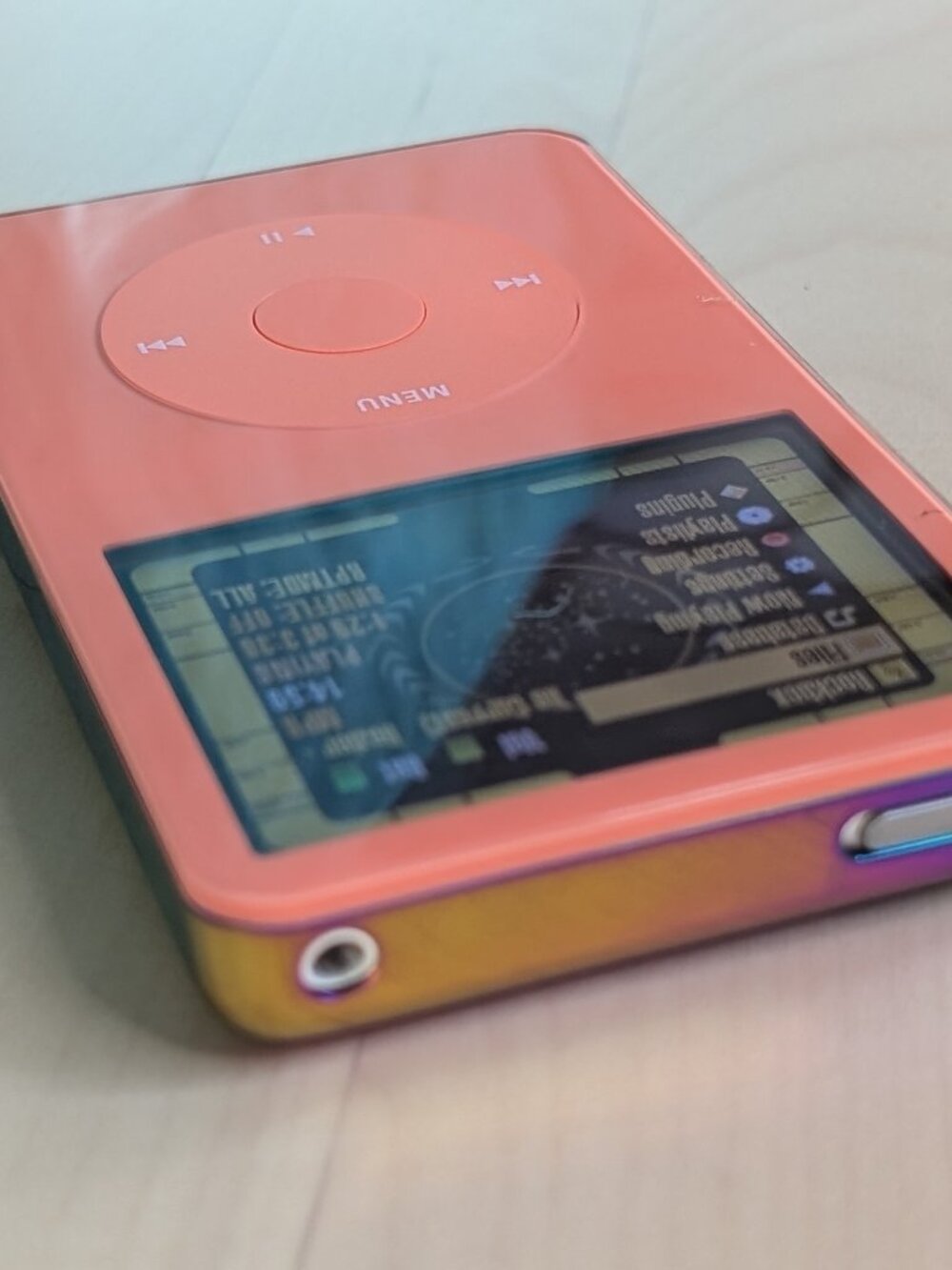 Apple iPod Classic 5th Gen Refurbished --- 128G - Picture 6 of 6
